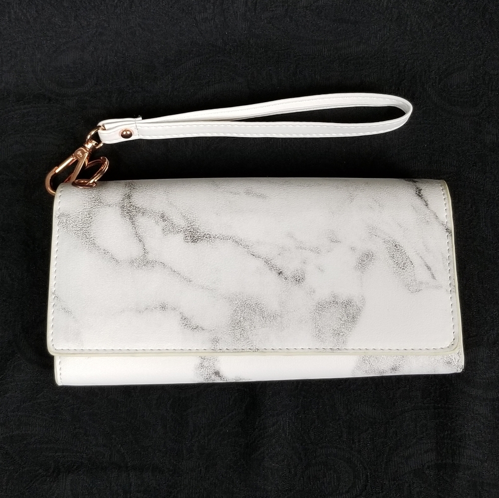 NWOT, Marble Print Wristlet Wallet!